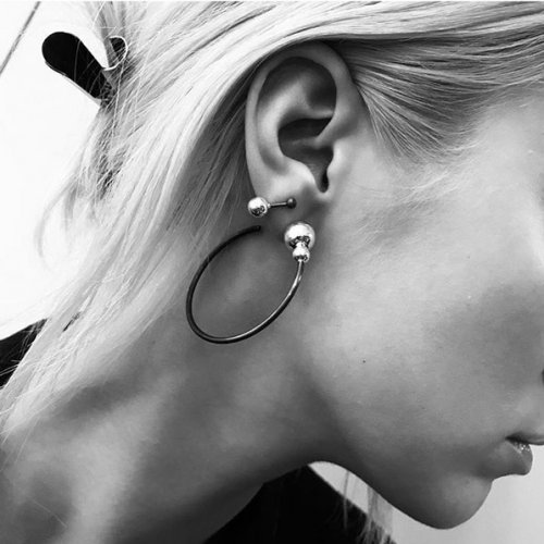 LINE&JO smykker til at skabe et feminint look – Hvitfeldt Smykker & Ure